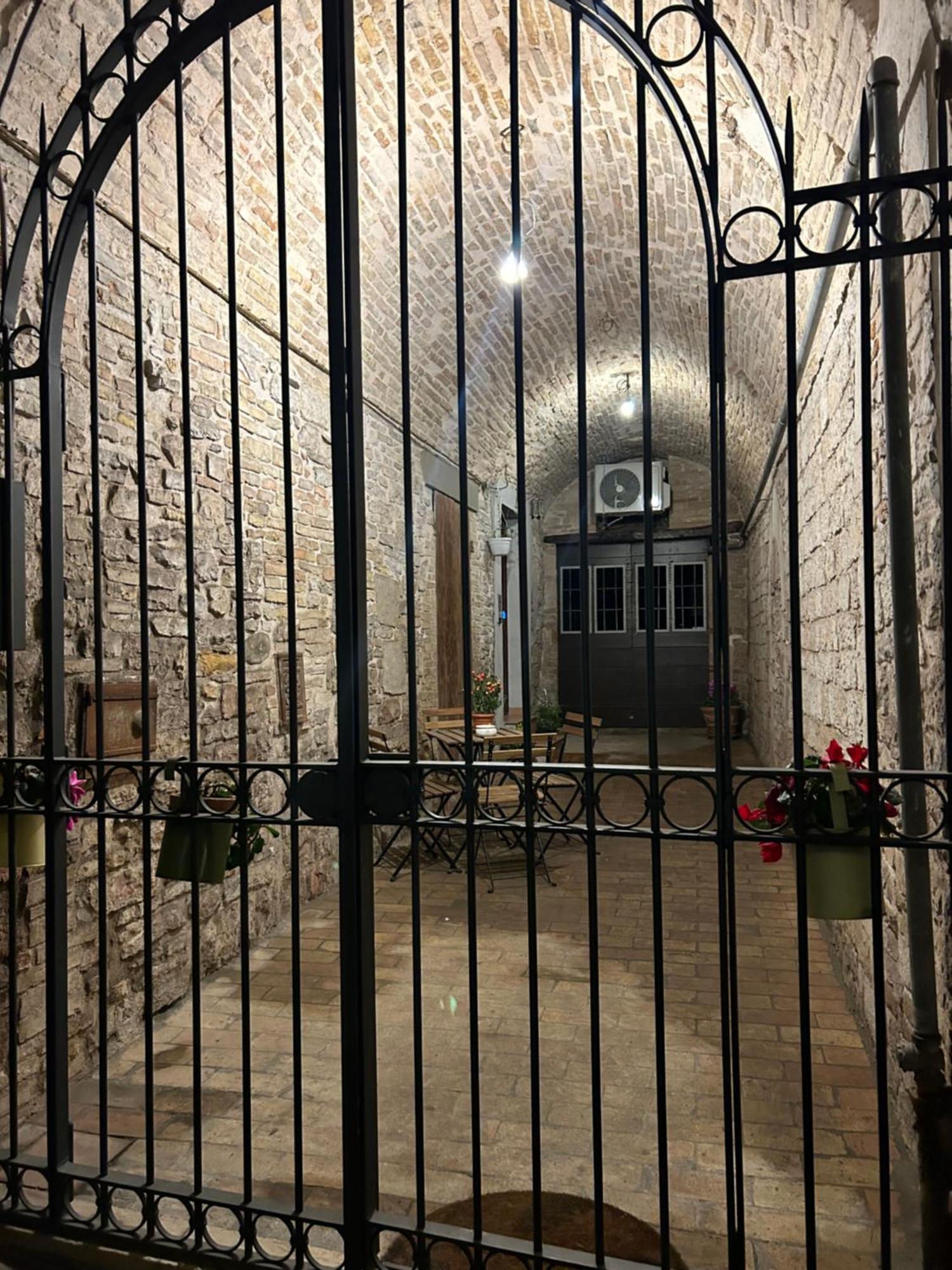 La Casa Dell'Artista Leilighet Assisi Eksteriør bilde